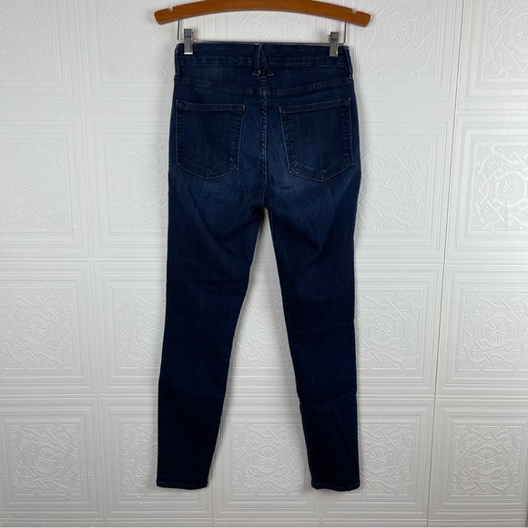 Good American Good Legs Skinny Jeans 4/27 - Picture 6 of 12